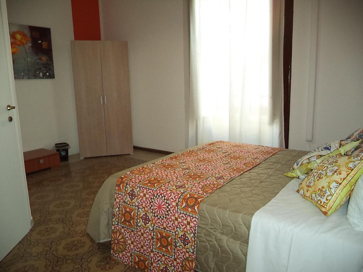 Locami Palermo Centro Rooms Kültér fotó