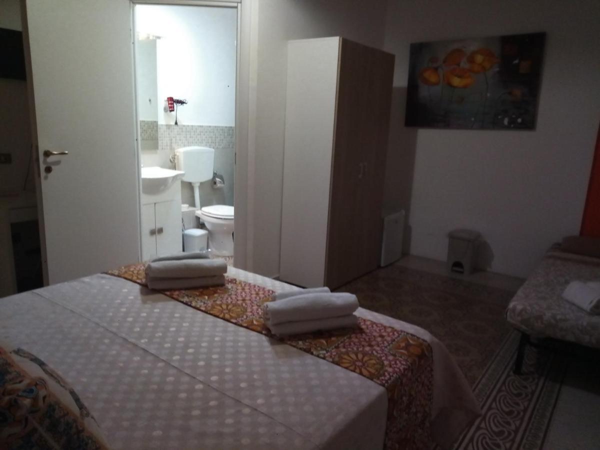 Locami Palermo Centro Rooms Kültér fotó